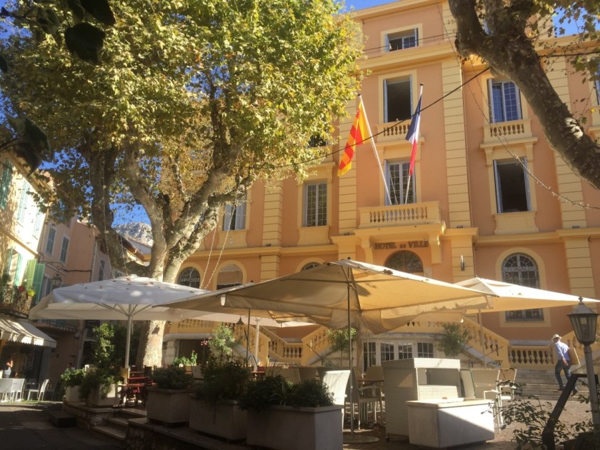 Hotel de Ville Vence.JPG